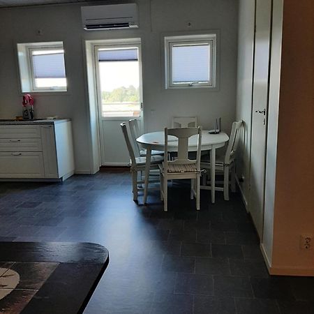Tess Pa Noeddoe Appartement Strömstad Buitenkant foto